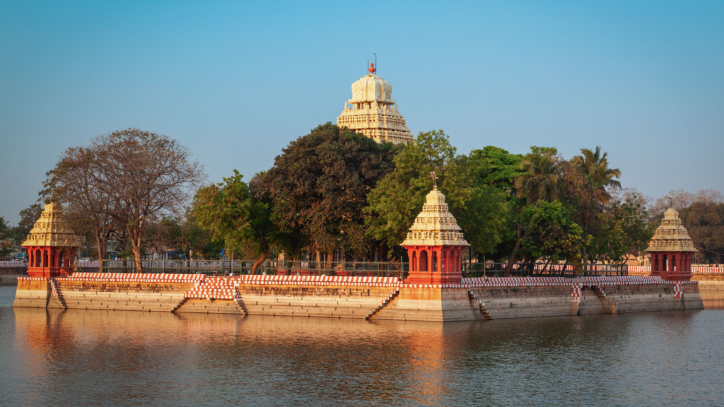 Madurai temple corridor and sculptures